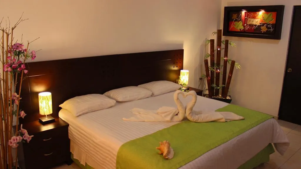 Maya Vacanze Calle 4 Hotel